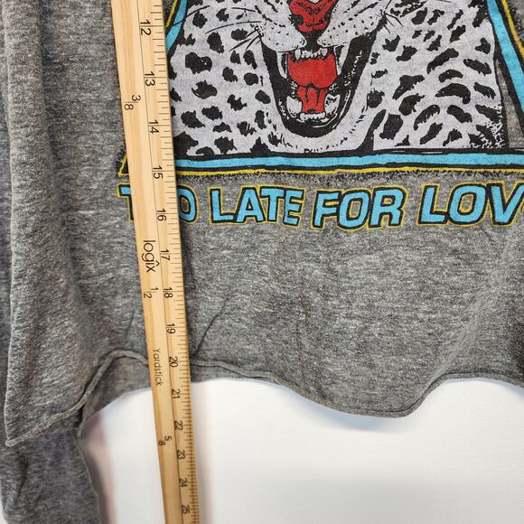 Daydreamer Def Leppard Graphic Oversized T-shirt Size XS Gray Long Sleeve Rock - Picture 8 of 11